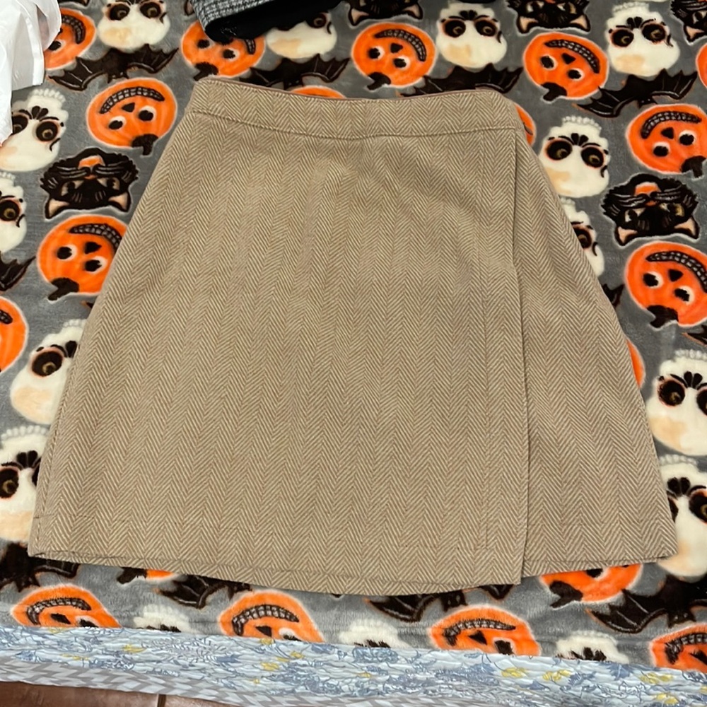 A&F mini skirt